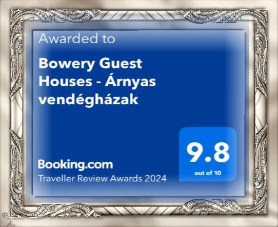 Bowery Guest Houses - Arnyas Vendeghazak Balatonalmádi Eksteriør billede